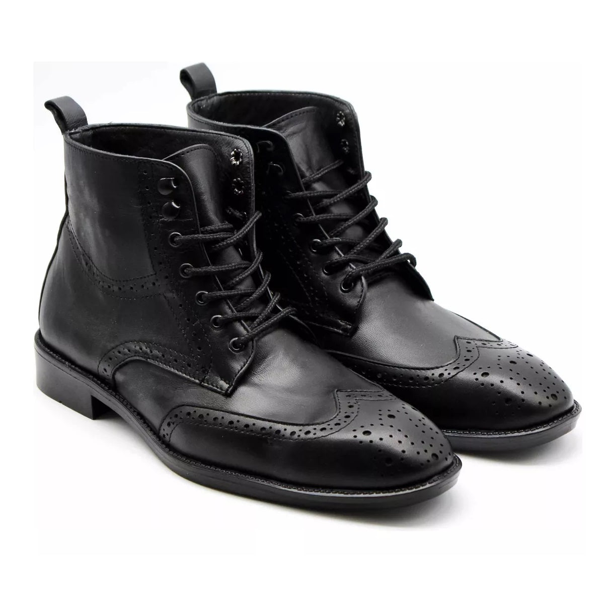 ASTON PELIBUEY NEGRO