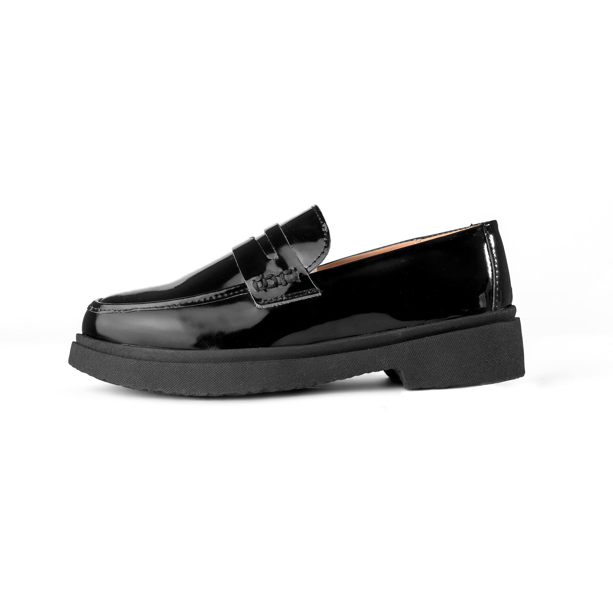 DB Zapato escolar mocasín de piel charol 3010