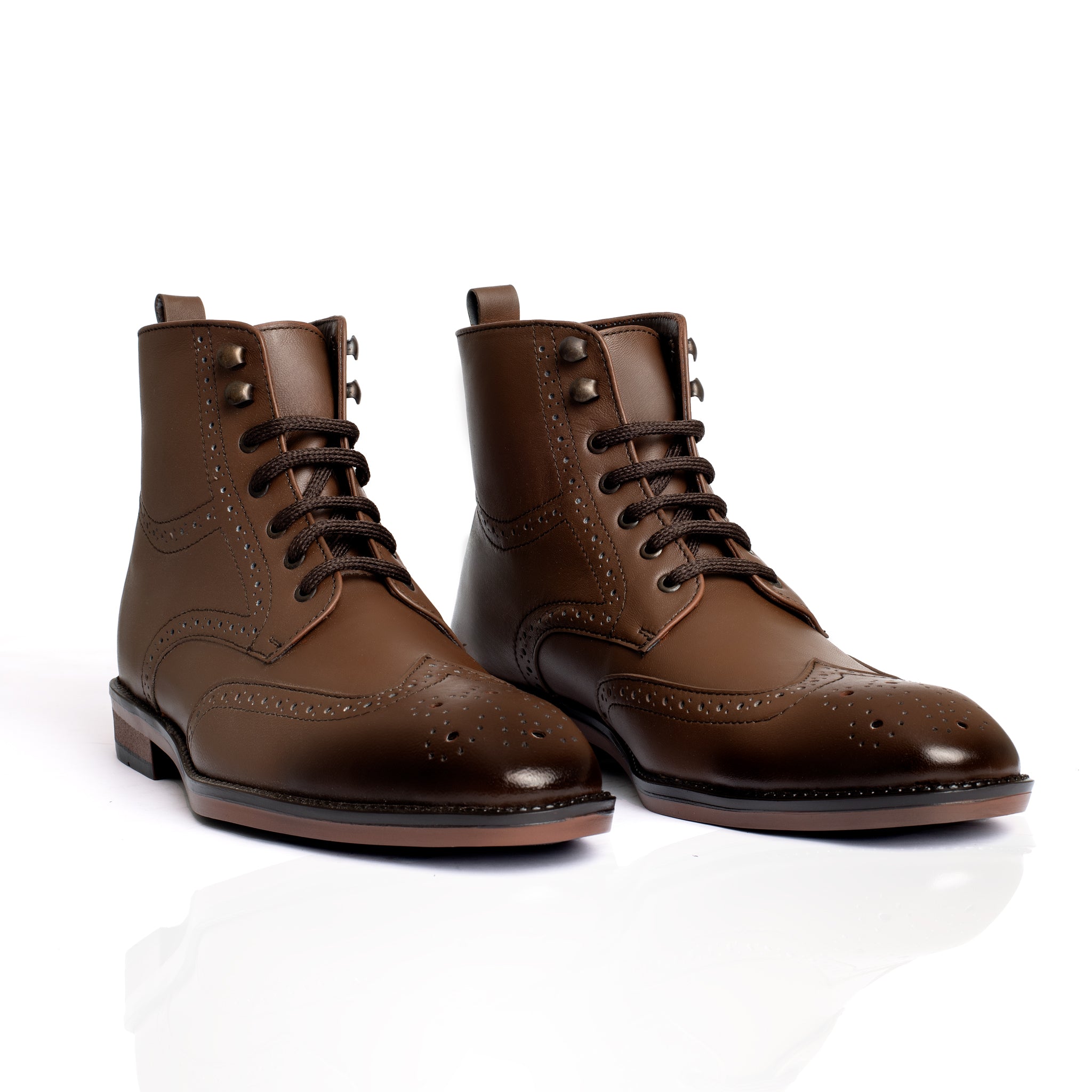 ASTON PELIBUEY CHOCOLATE